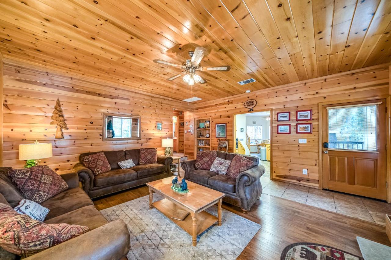 Black Bear Cabin Bass Lake Exterior photo