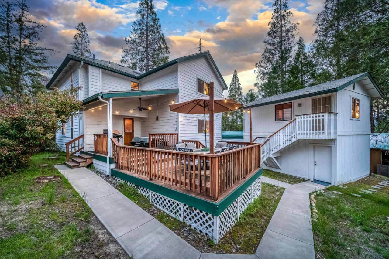 Black Bear Cabin Bass Lake Exterior photo